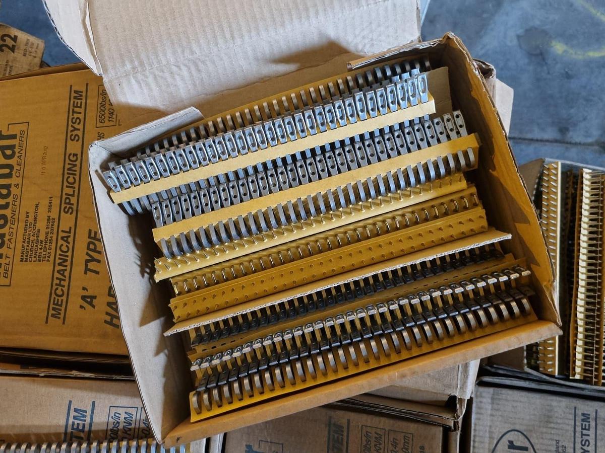 Used MASTABAR CONVEYOR BELT SPLICING CLIPS (ORIGINAL CONDITION)