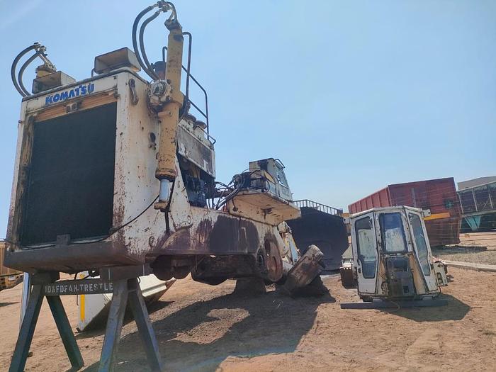 Used KOMATSU 475A DOZER WITH ENGINE, RIPPER AND BLADE (PARTIALLY STRIPPED