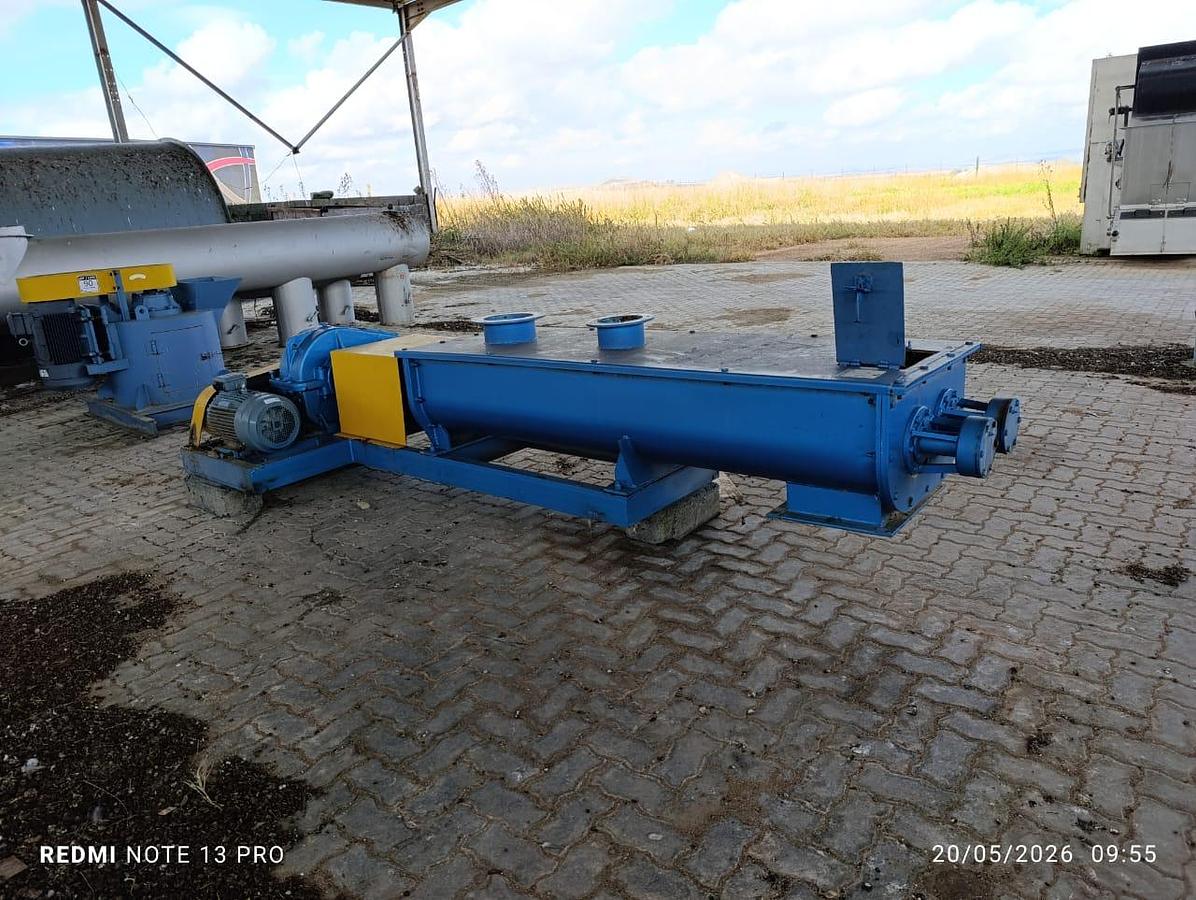 Used HORIZONTAL DOUBLE SHAFT MIXER WITH 7.5KW ELECTRIC MOTOR