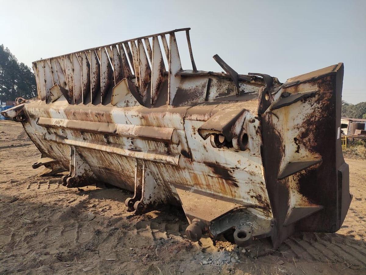 Used CAT D10 DOZER BLADE