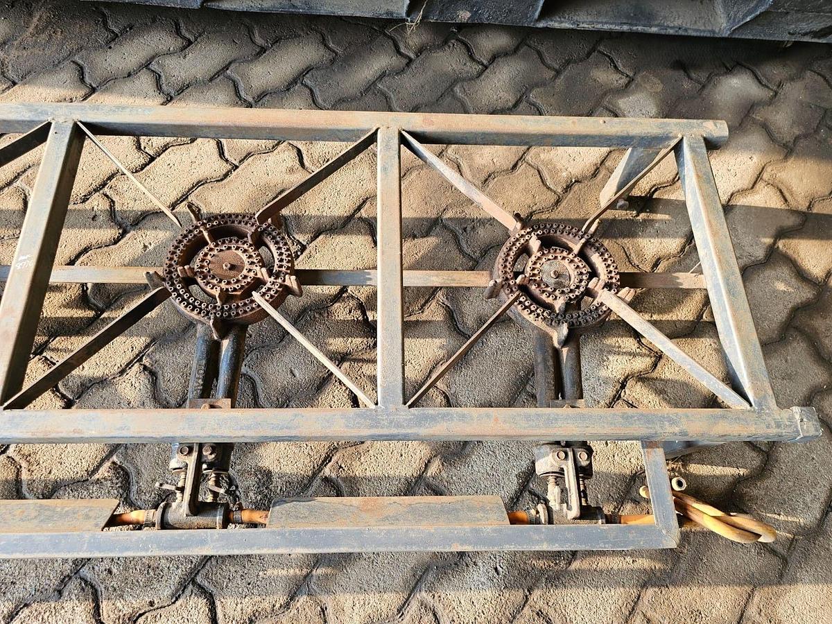 Used 4 PLATE GAS BURNER