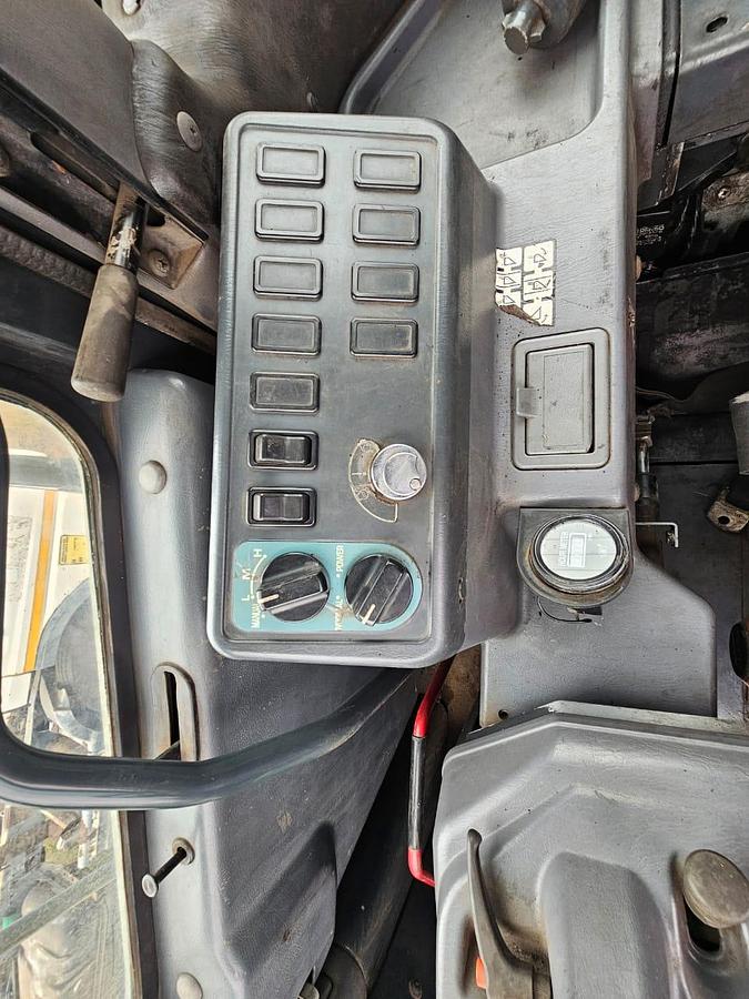 Used KOMATSU WA470-B FRONT END LOADER - INOPERABLE