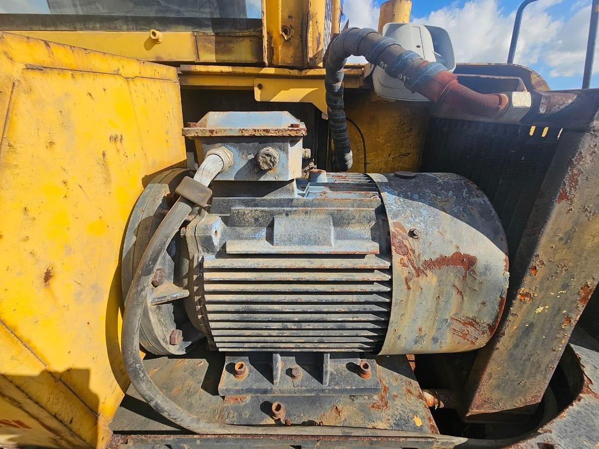 Used HYUNDAI ROBEX 60-9S EXCAVATOR - INOPERABLE