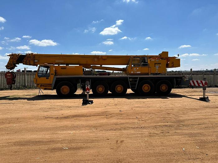 Used KRUPP KMK 5120 ALL TERRAIN 120 TON CRANE (RUNNER)