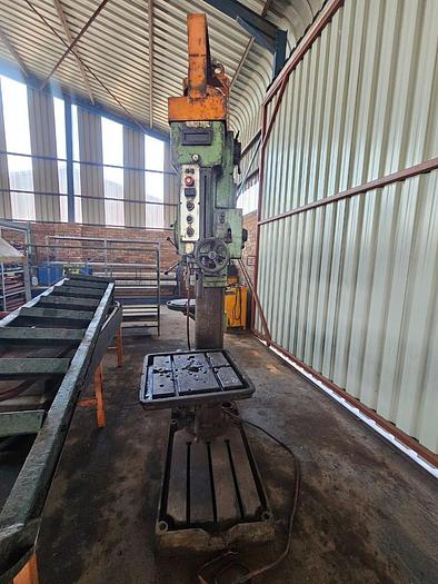 Used ELLIOTT GILBERT HEAVY DUTY ELECTRICAL DRILL (NOT TESTED)