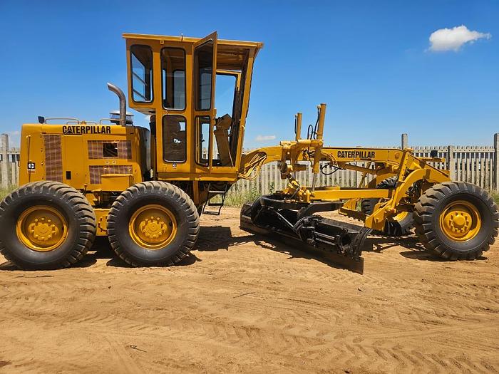 Used 120 G GRADER (RUNNER)