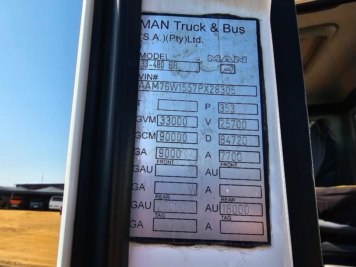 Used 18 000 LITRE WATER TRUCK