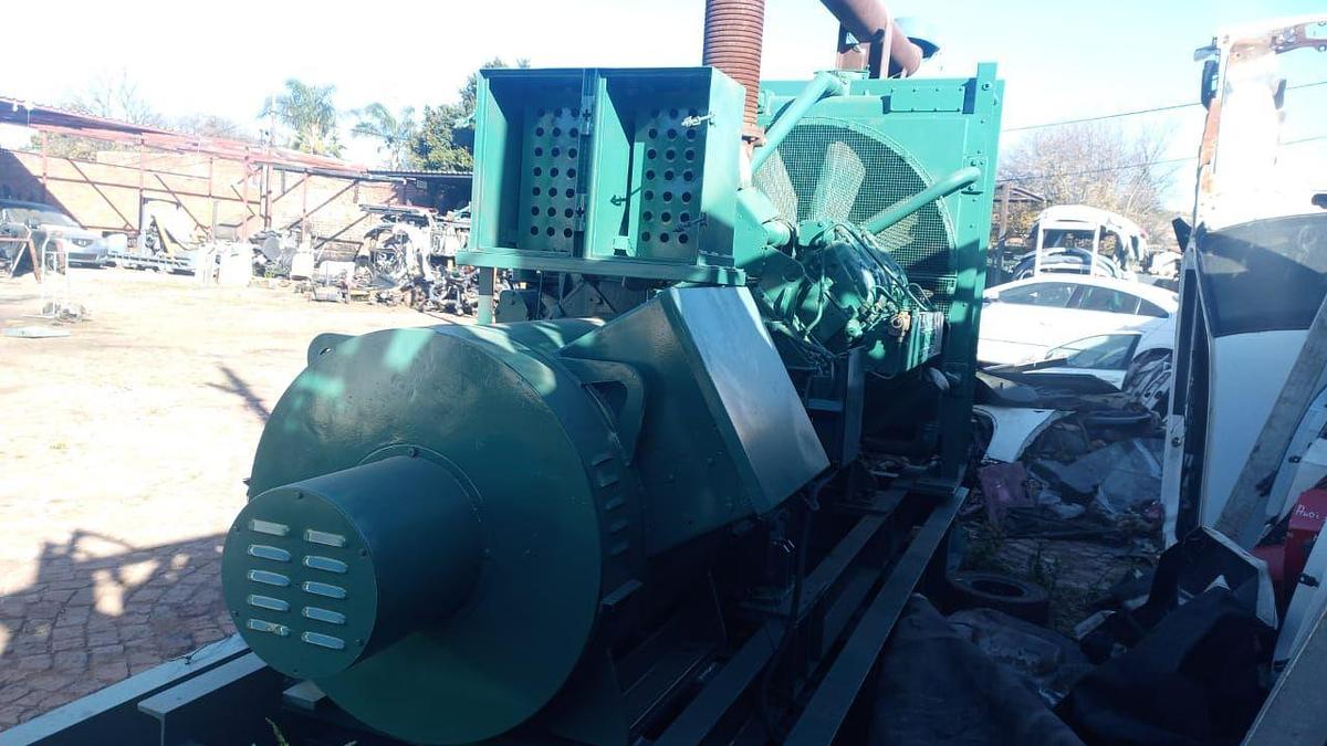 Used 1500 KVA ROLLS ROYCE 525V GENERATOR - OPERATIONAL CONDITION