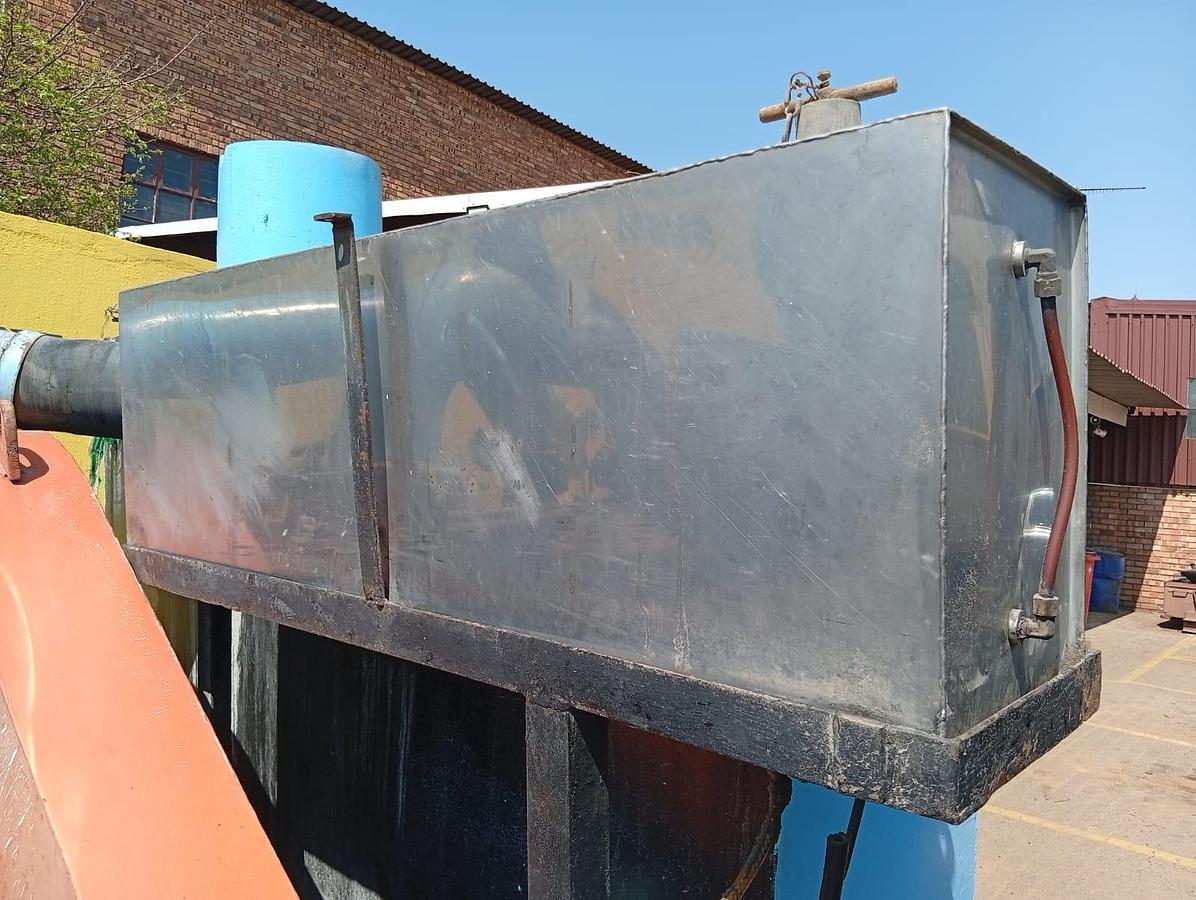 Used DIESEL MOBILE VACUUM UNIT WITH START & GO BOX WITH 6 CYLINDER PERKINS ENGINE 1832/1500