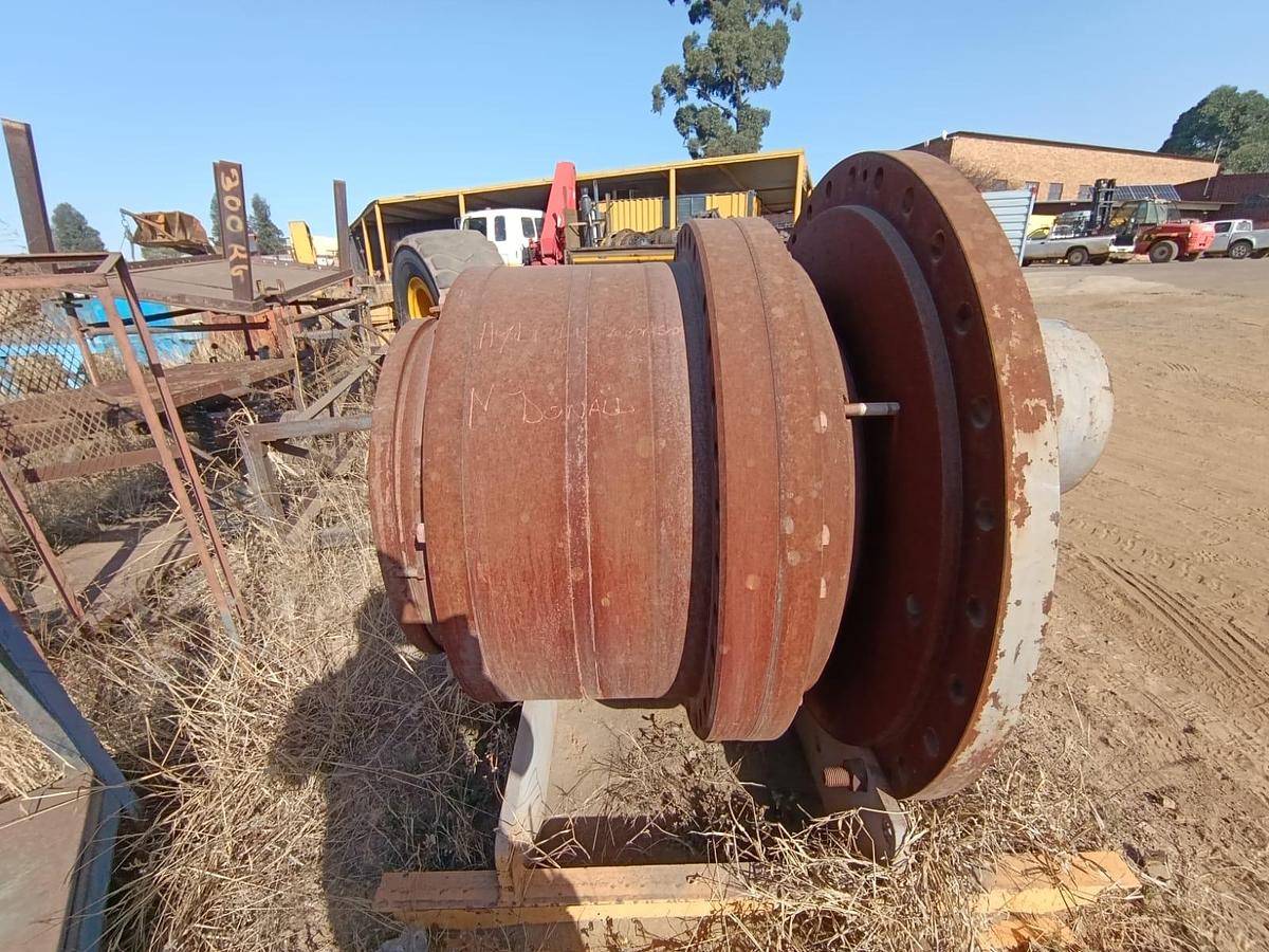 Used REMAN LIEBEHERR FINAL DRIVE