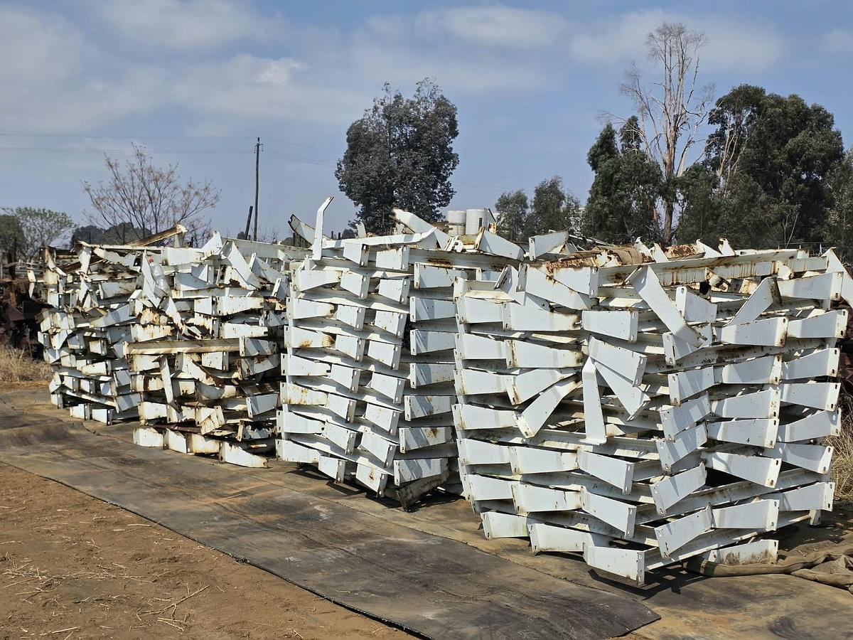 Used 1200MM CONVEYOR STRUCTURE IDLER FRAMES 