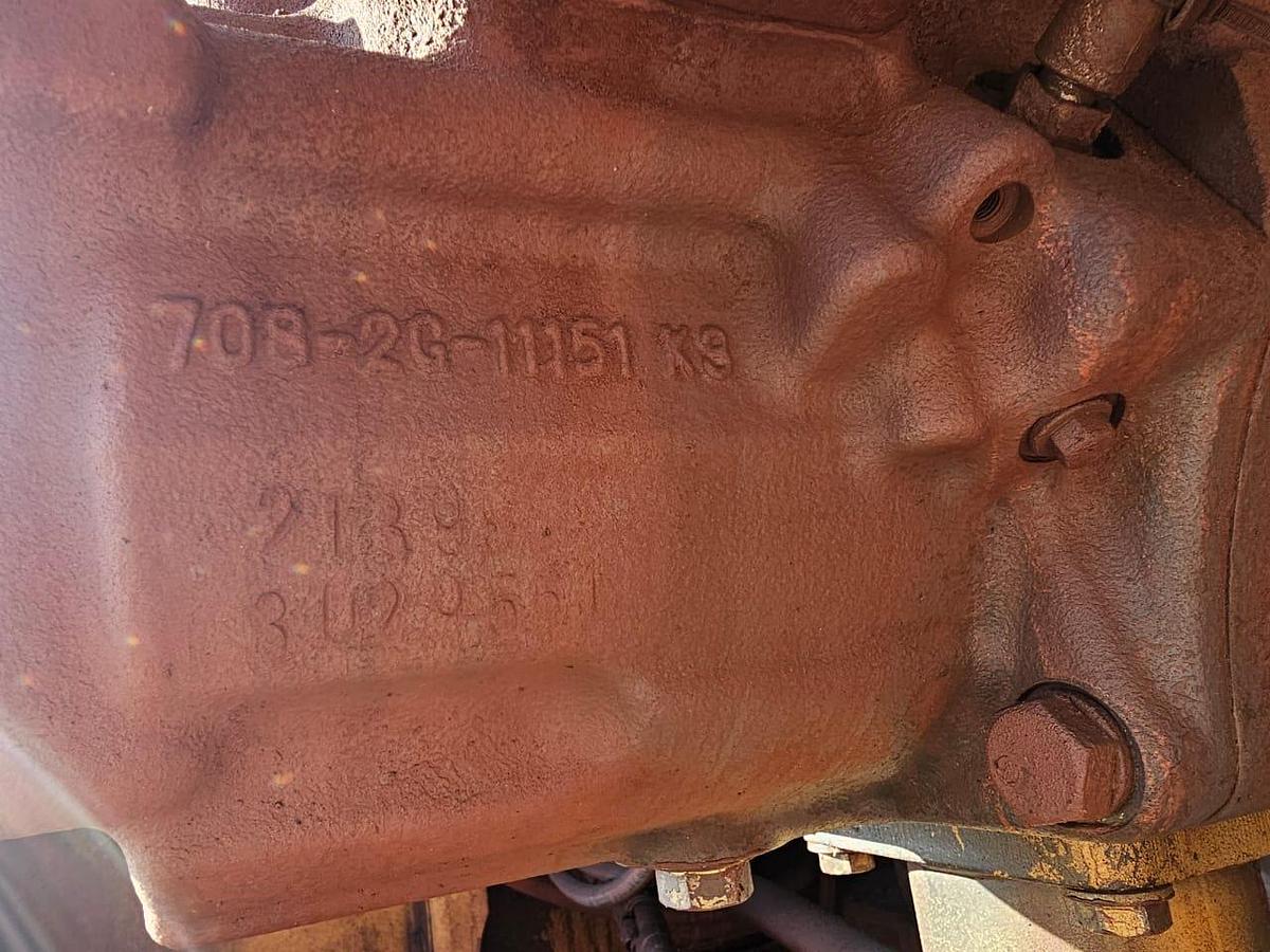 Used KOMATSU TRACKED EXCAVATOR