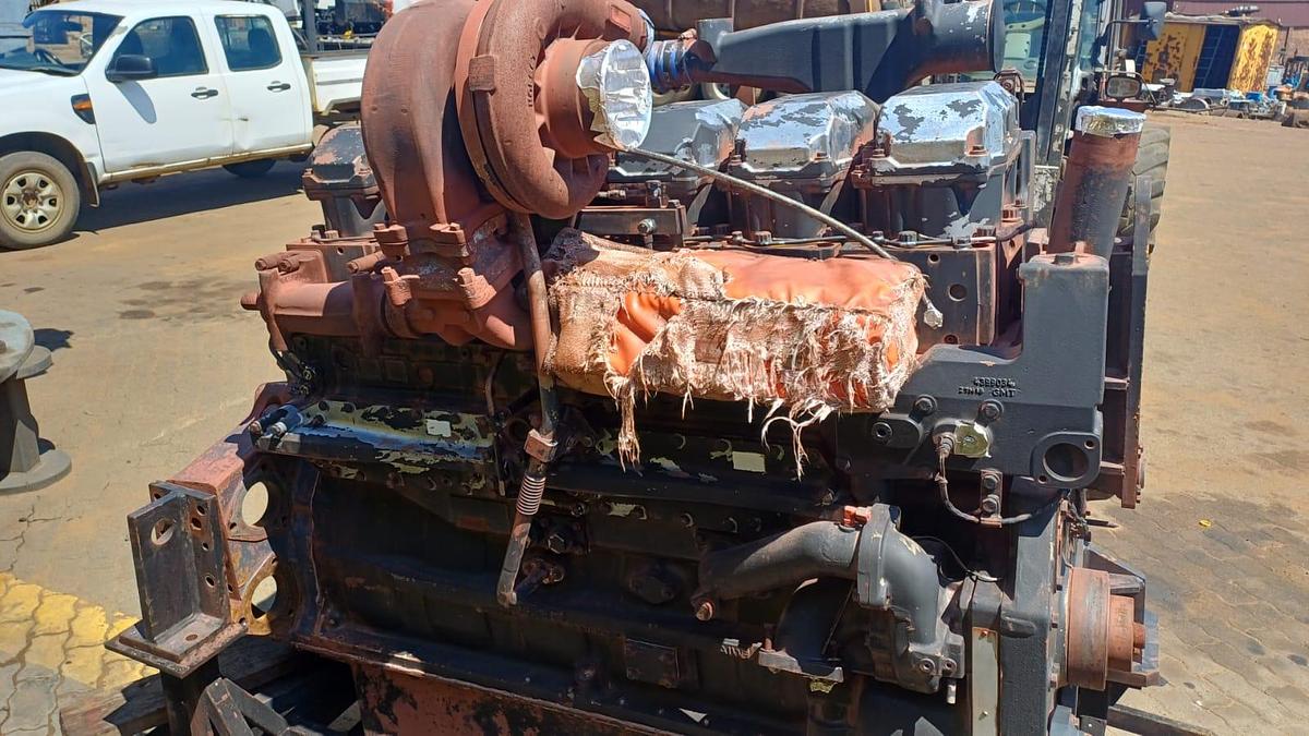 Used CUMMINS QSK23 (ENGINE TURNING)