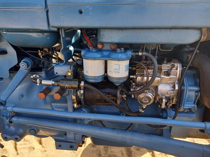 Used FORD 2610 TRACTOR (RUNNER)