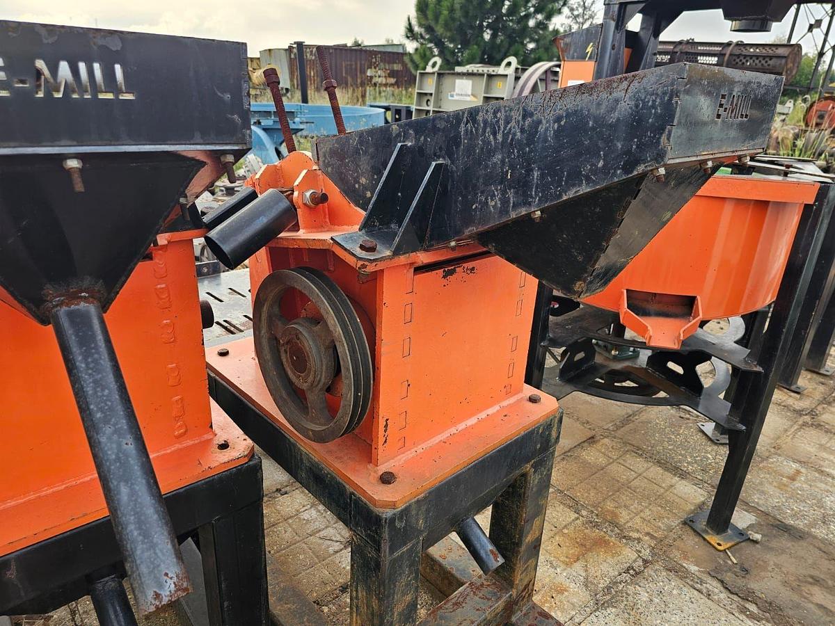 Used  JAW CRUSHER