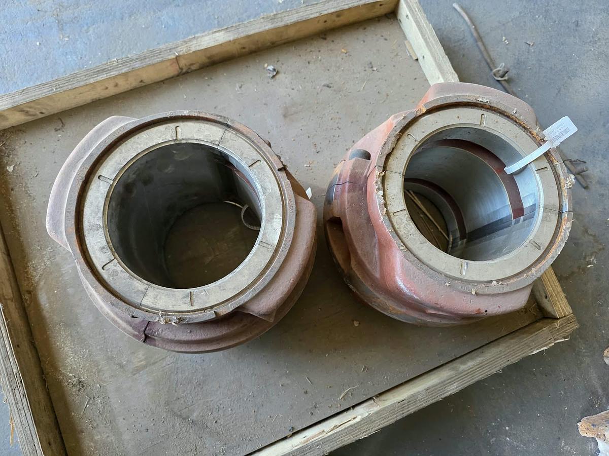 Used SPLIT BEARING HOUSINGS