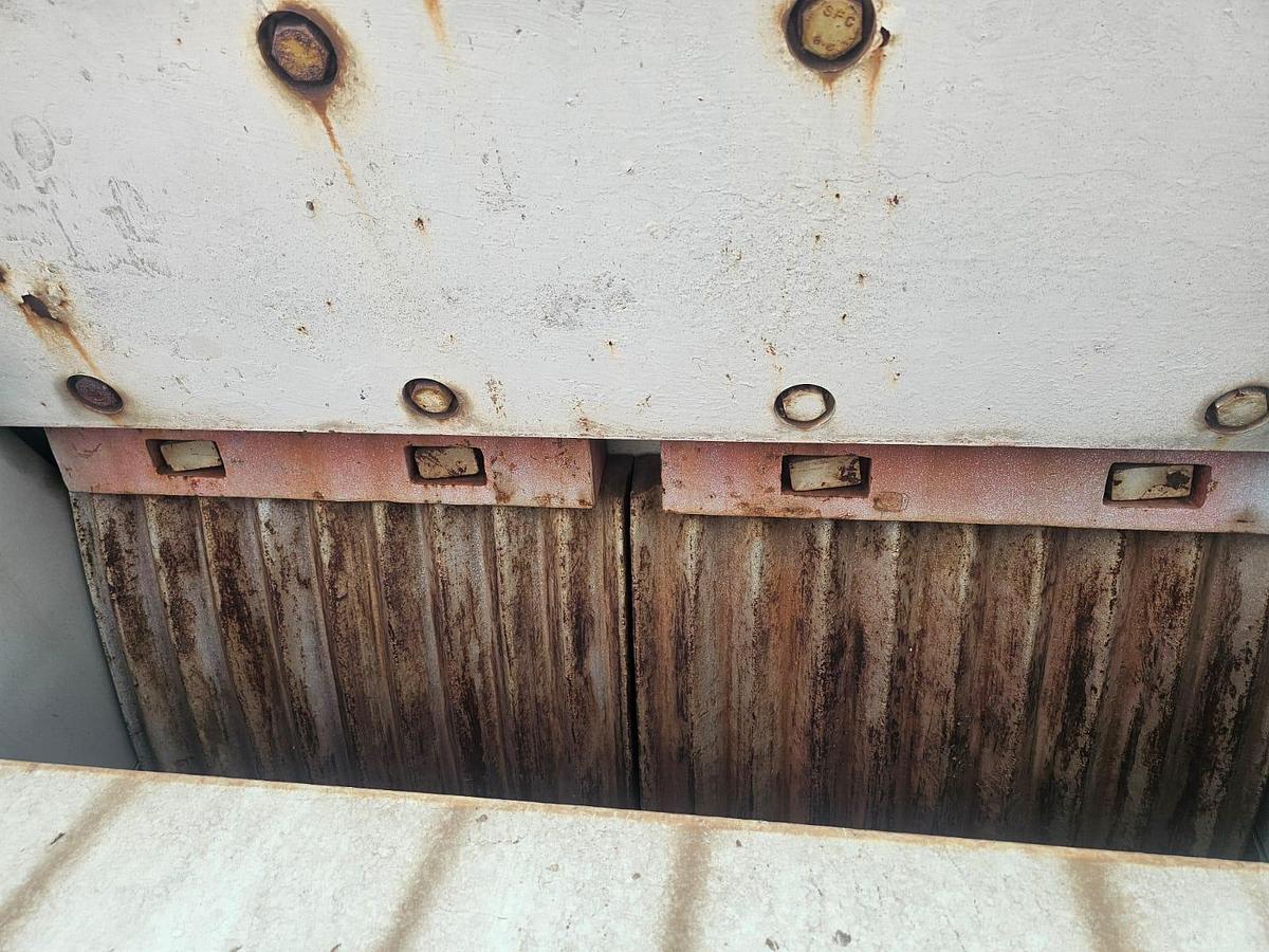 Used OSBORN JAW CRUSHER (48 INCH X 12 INCH)