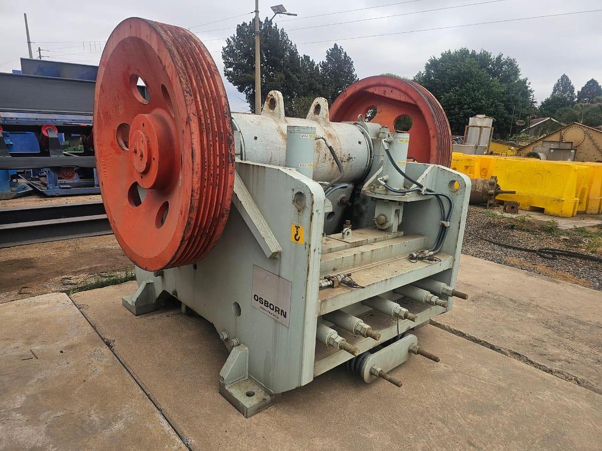 Used OSBORN JAW CRUSHER (48 INCH X 12 INCH)