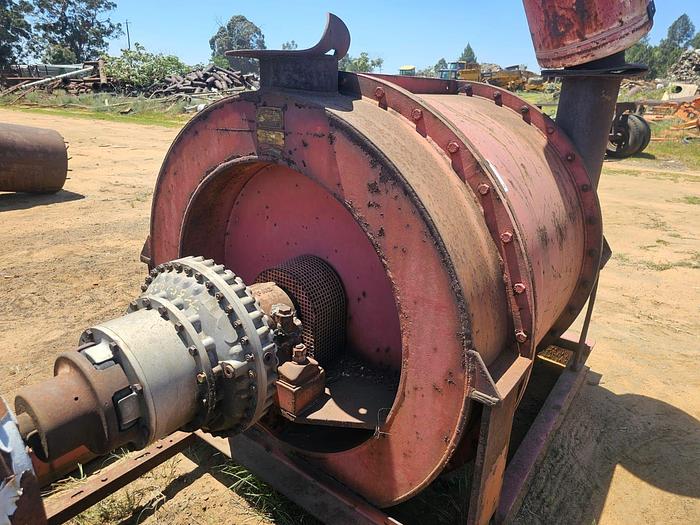 Used BLOWER WITH 132 KW ELECTRIC MOTOR WITH FLUID DRIVE COUPLING & EXHAUST