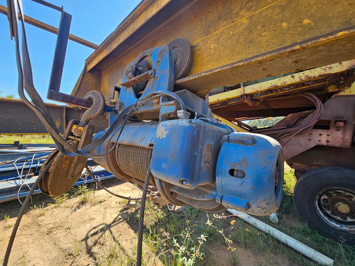 Used 5 TON OVERHEAD CRANE WITH REMOTE 2 X ELECTRIC 7.5 KW ELECTRIC MOTORS AND GEARBOX REMOTE GENERAL INFORMATION S