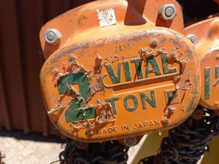 Used VARIOUS SIZES BLOCK CHAINS