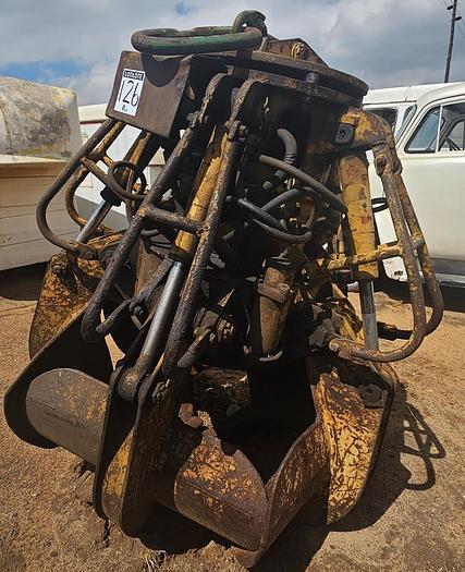 Used HYDRAULIC OPERATED STEEL GRAB