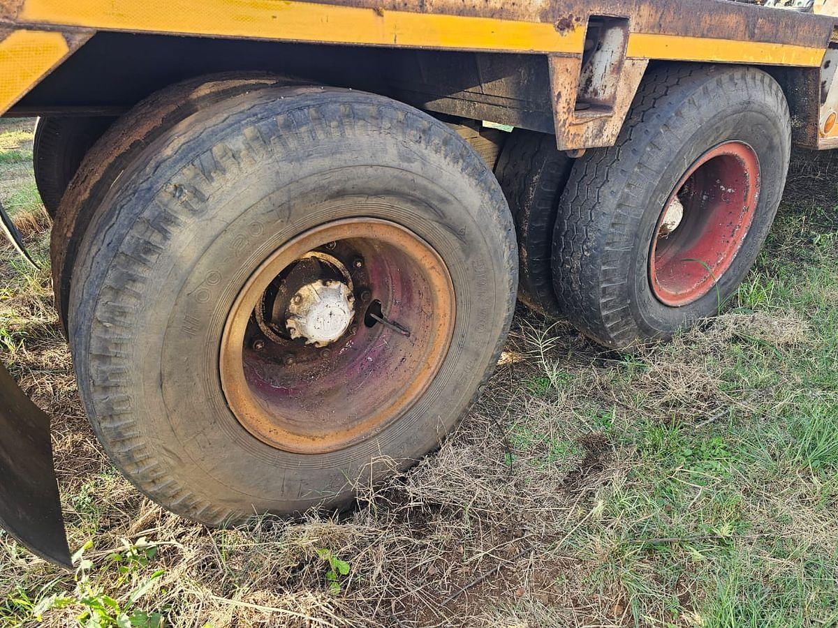 Used SWIFT LOWBED TRAILER