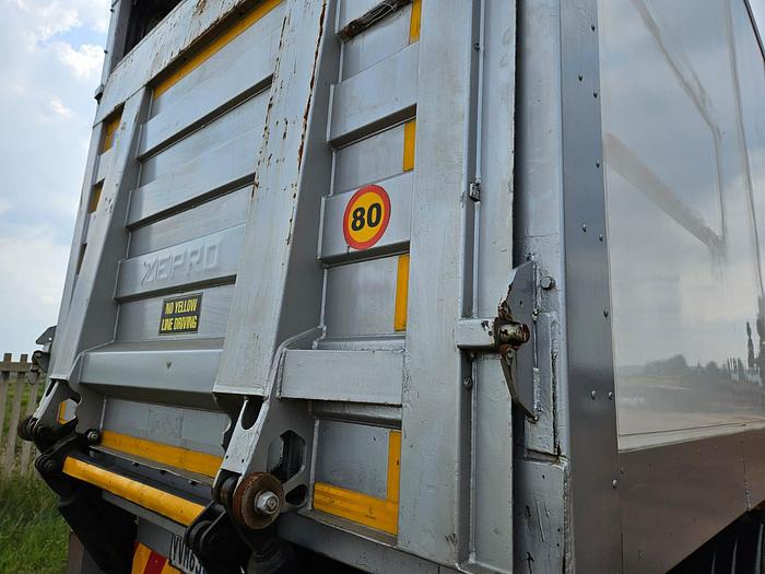 Used SERCO DOUBLE AXLE ISOLATED BODY TRAILER WITH RAVIOLI TAIL LIFT