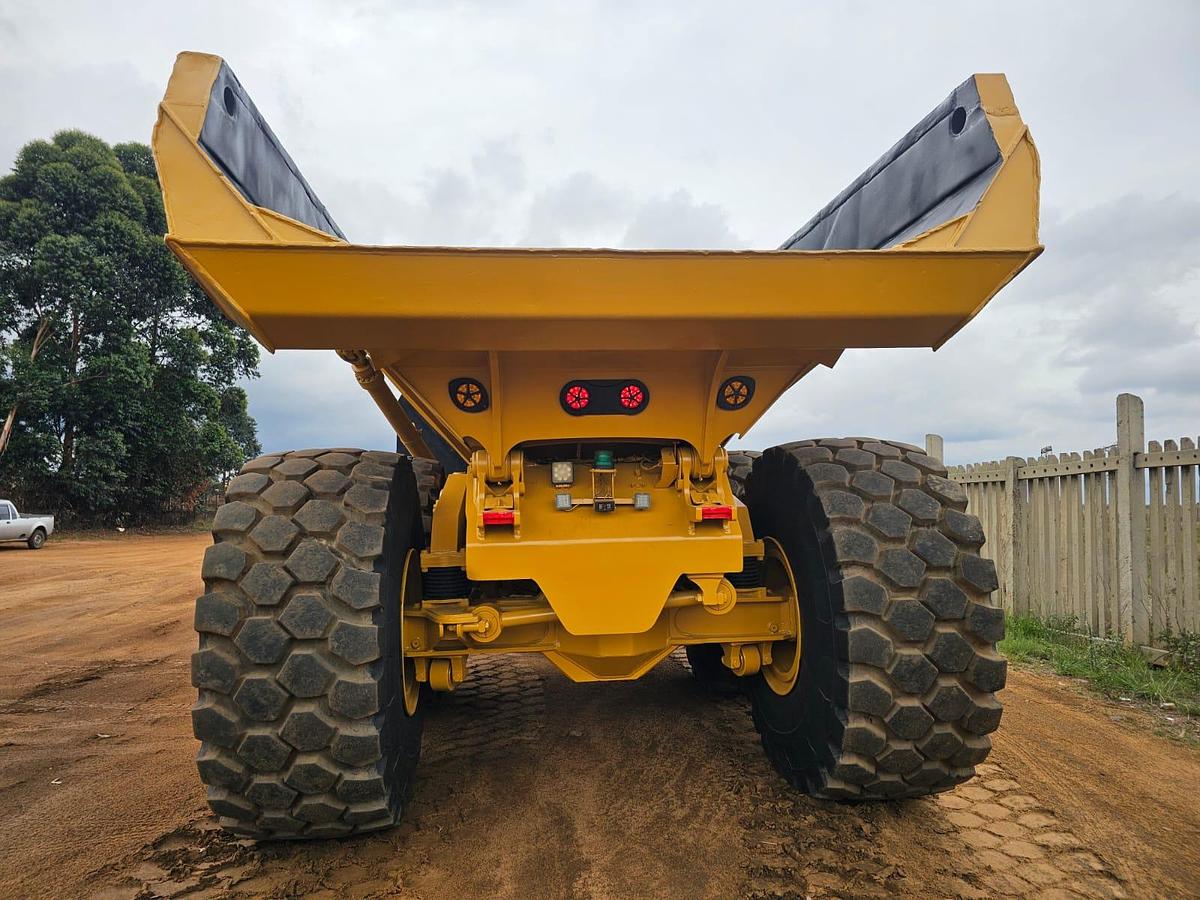 Used BELL ADT B40D 6X6 (USED)