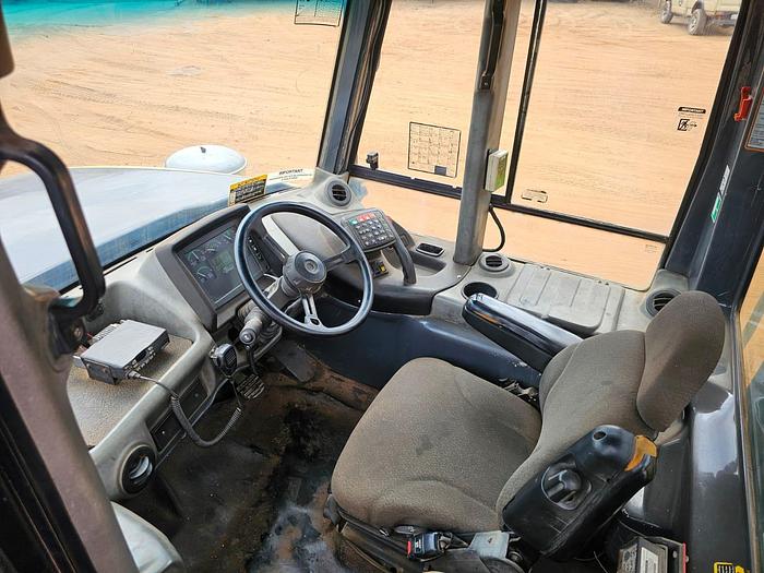 Used BELL B25D 6X6 FULLY EQUIPPED ARTICULATED SERVICE TRUCK/UNIT (RUNNER)