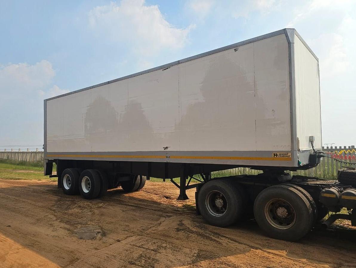 Used HENRED FRUEHAUF INSULATED TRUCK TRAILER - OPERATIONAL - WITH NATIS - TRUCK NOT INCLUDED