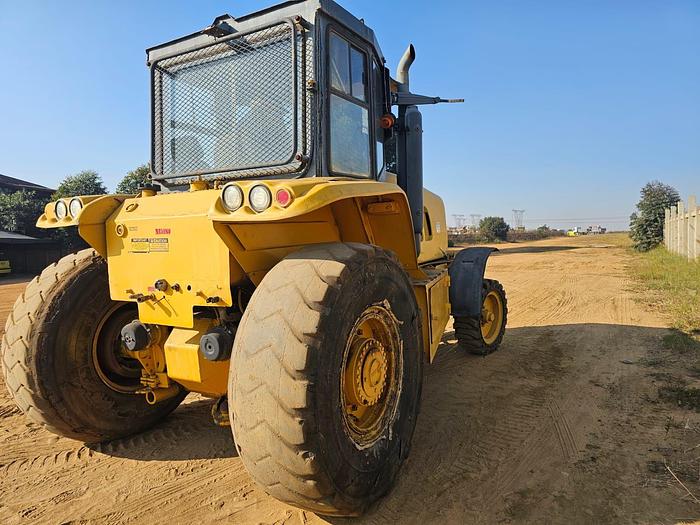 Used BELL TRACTOR (RUNNER)