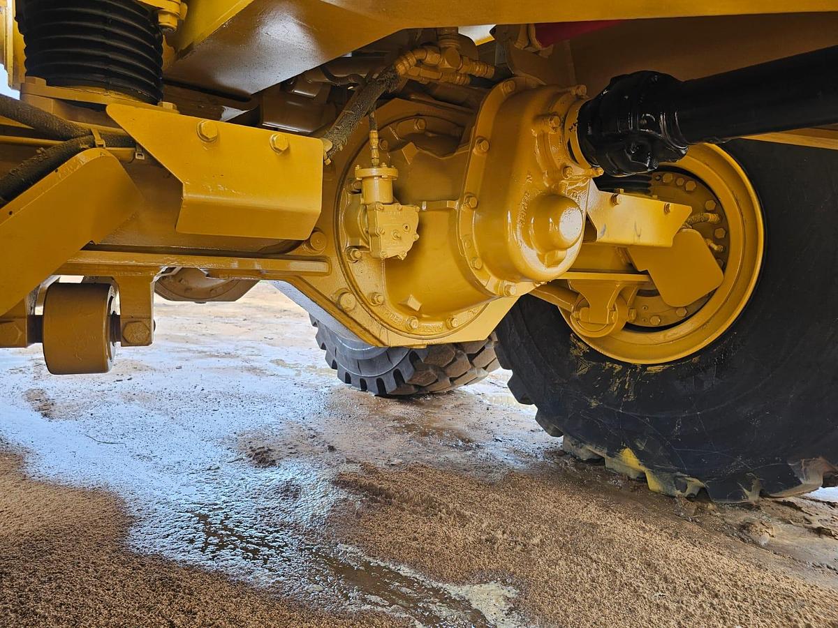 Used BELL ADT B40D 6X6 (USED)