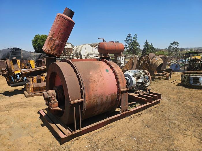 Used BLOWER WITH 132 KW ELECTRIC MOTOR WITH FLUID DRIVE COUPLING & EXHAUST