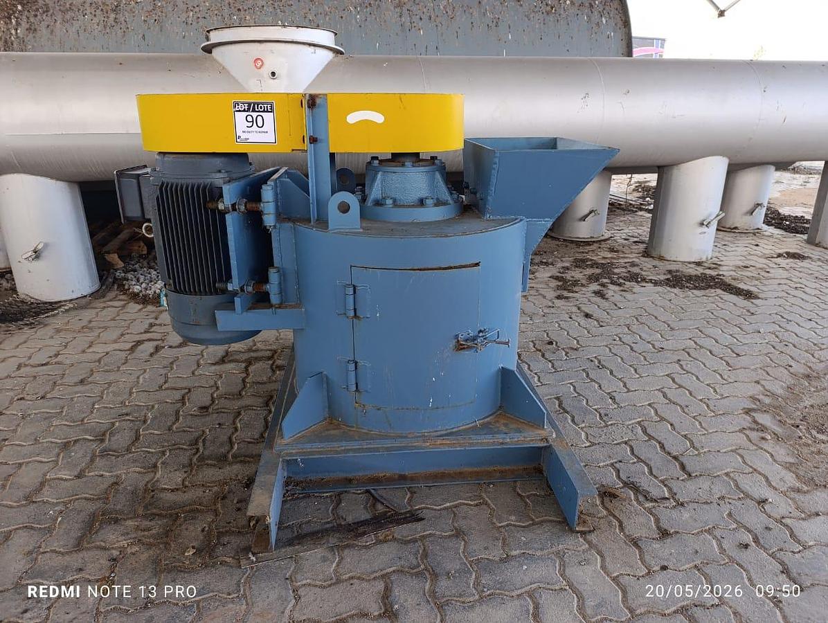 Used NEW VERTICAL IMPACT CRUSHER WITH 15 KW ELECTRICAL MOTOR