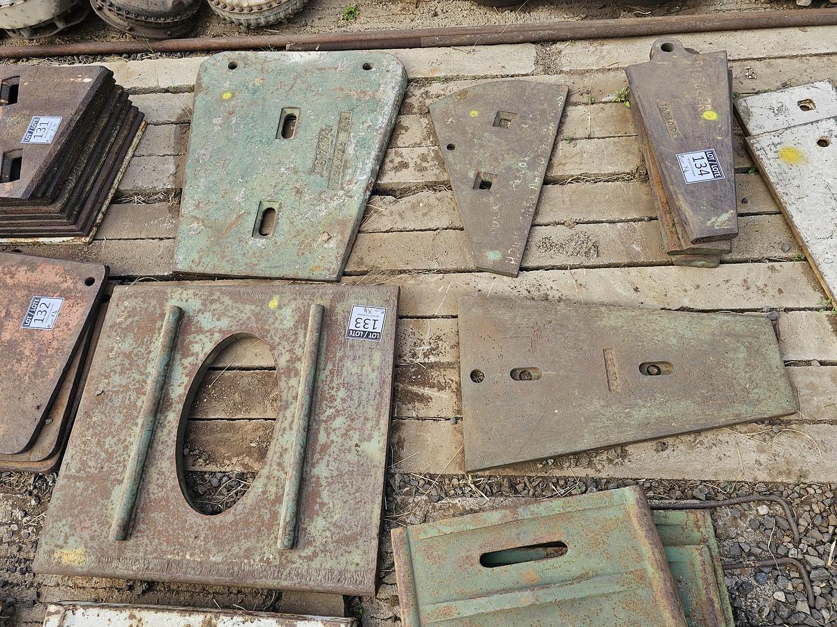 Used CRUSHER PLATES