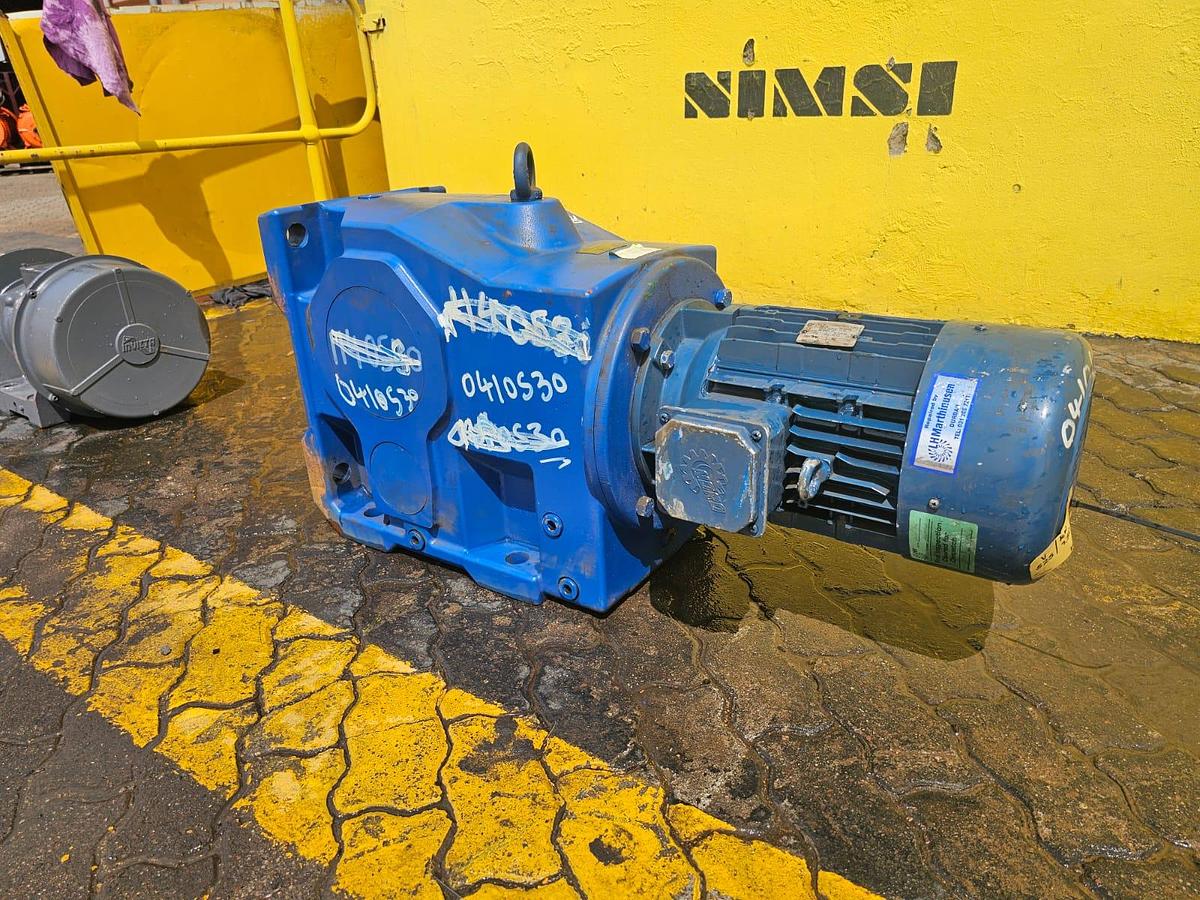 Used 7.5 KW MOTORIZED GEARBOX (USED)