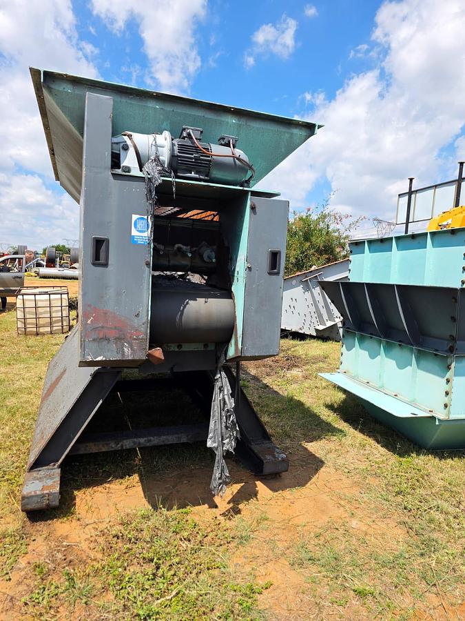 Used PILOT MODULAR BFH560 FEEDING BIN ON SKIDS 600MM CONVEYOR 3.5M