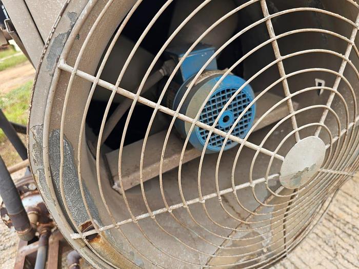 Used  BAC BALTIMORE AIRCOIL HEAT EXCHANGER & STAINLESS STEEL CHILLER & FAN(NOT TESTED)