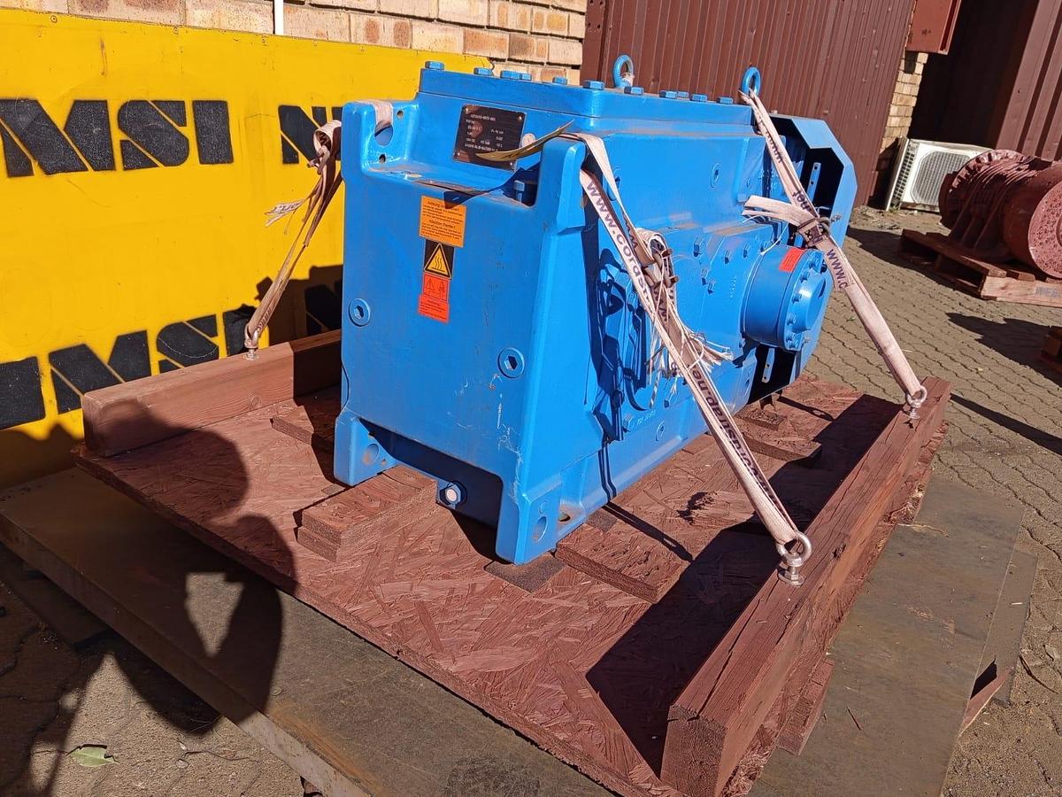 Used SIEMENS GEARBOX 96KW 42L