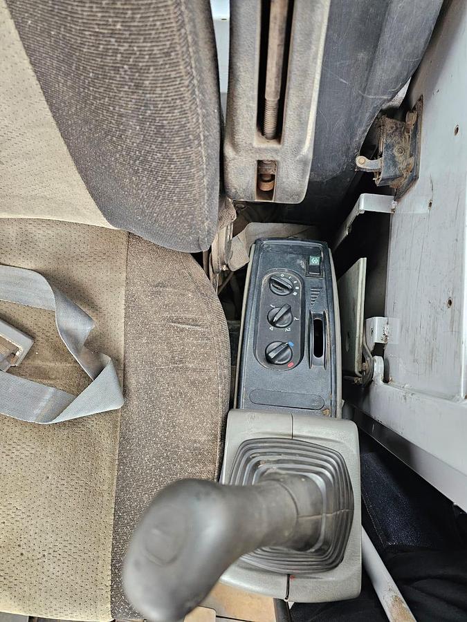 Used HYUNDAI ROBEX 55-7 EXCAVATOR