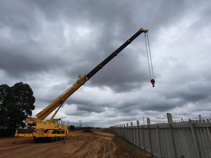 Used LIEBHERR TM1080N 80 TON MOBILE CRANE 1993 (RUNNER) (WITH NATIS) 