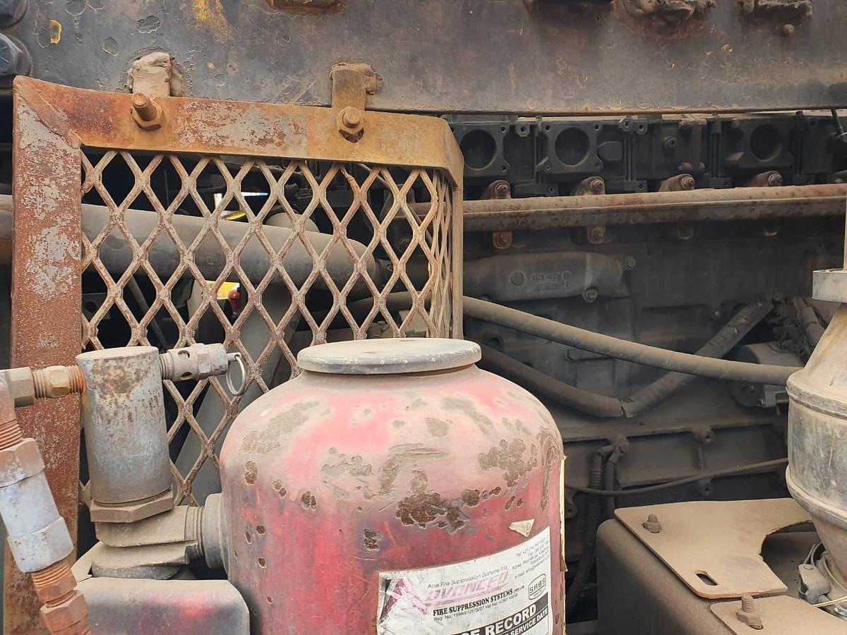 Used ATLAS COPCO ST600 RUNNER LHD