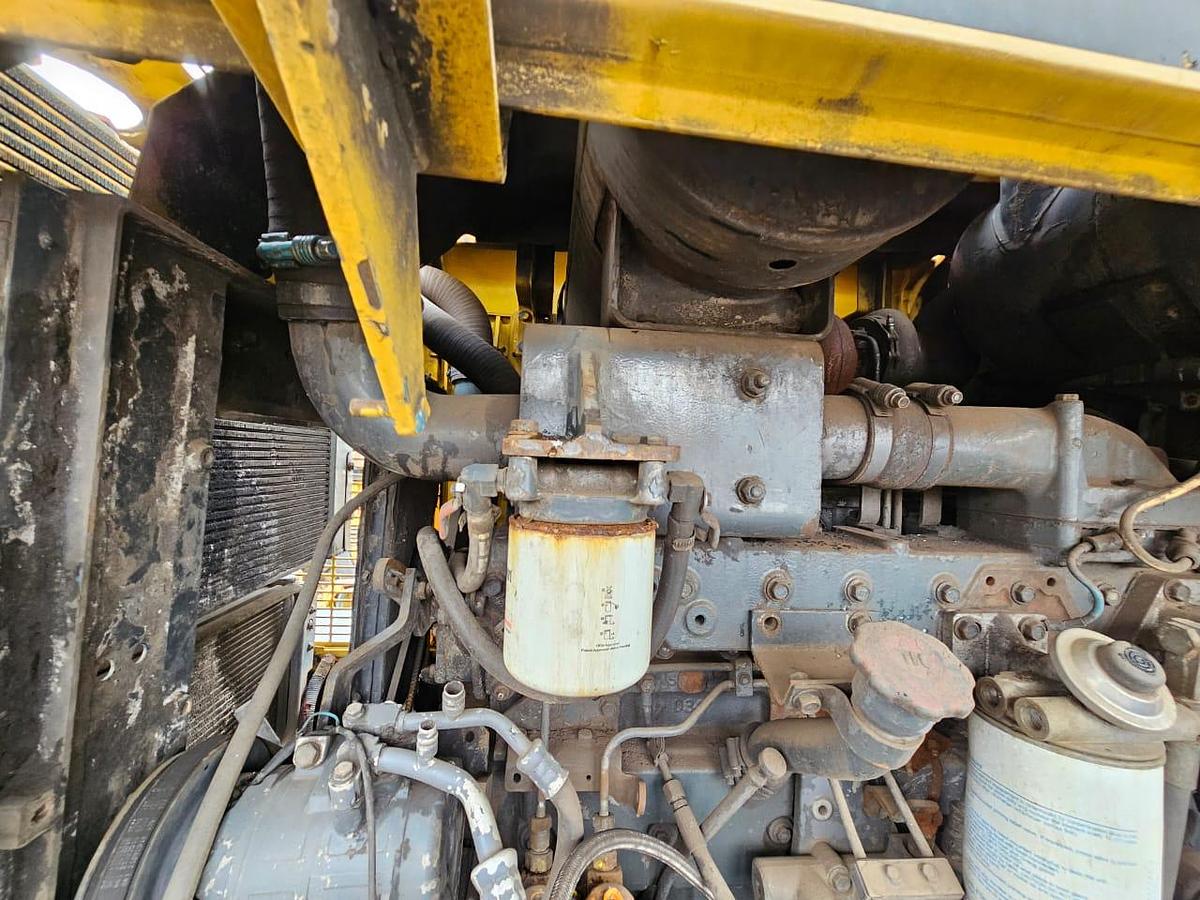 Used KOMATSU WA470-B FRONT END LOADER - INOPERABLE