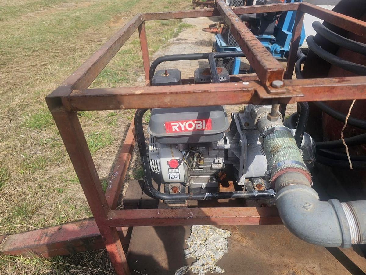 Used 1500 LITRE SINGLE AXLE WATER TANKER TRAILER