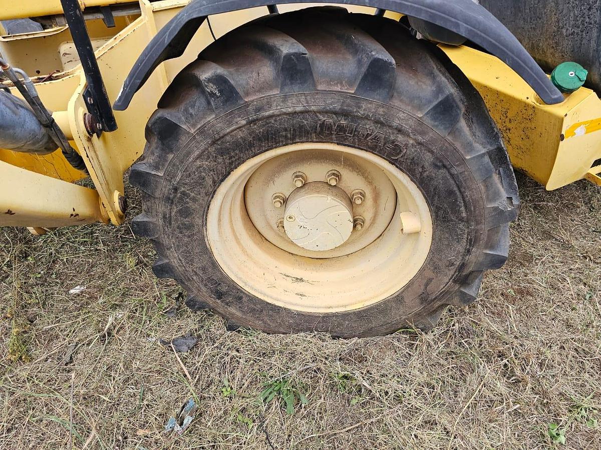 Used NEW HOLLAND LM1445 TELEHANDLER