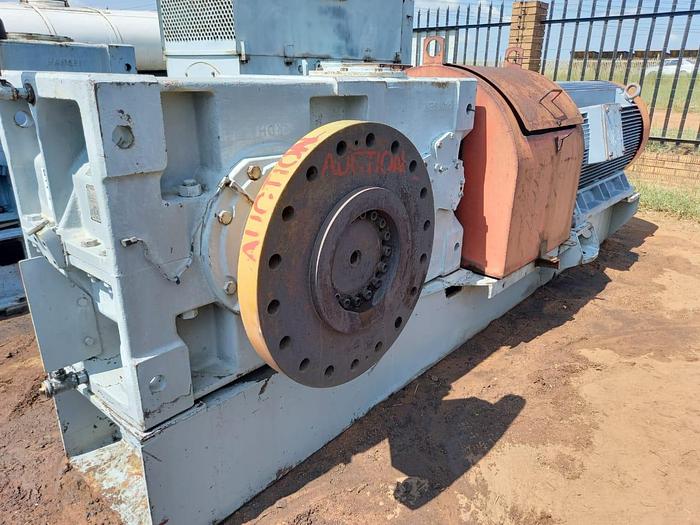 Used 350 KW HANSEN POWERPACK