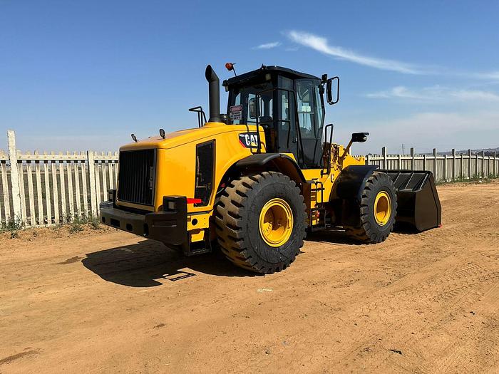 Used CATERPILLAR 962H FRONT END LOADER (RUNNER)