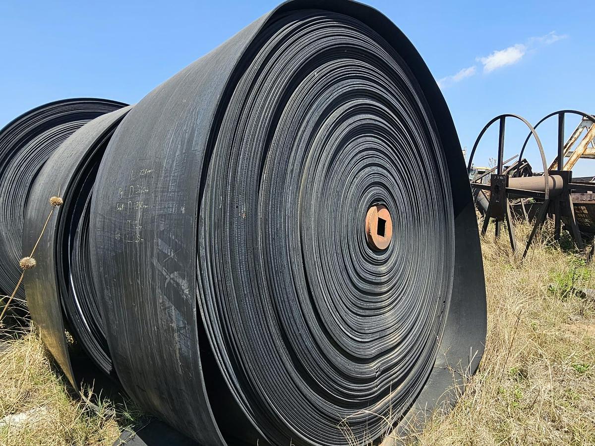 Used 1020MM STEELCORE CONVEYOR BELT