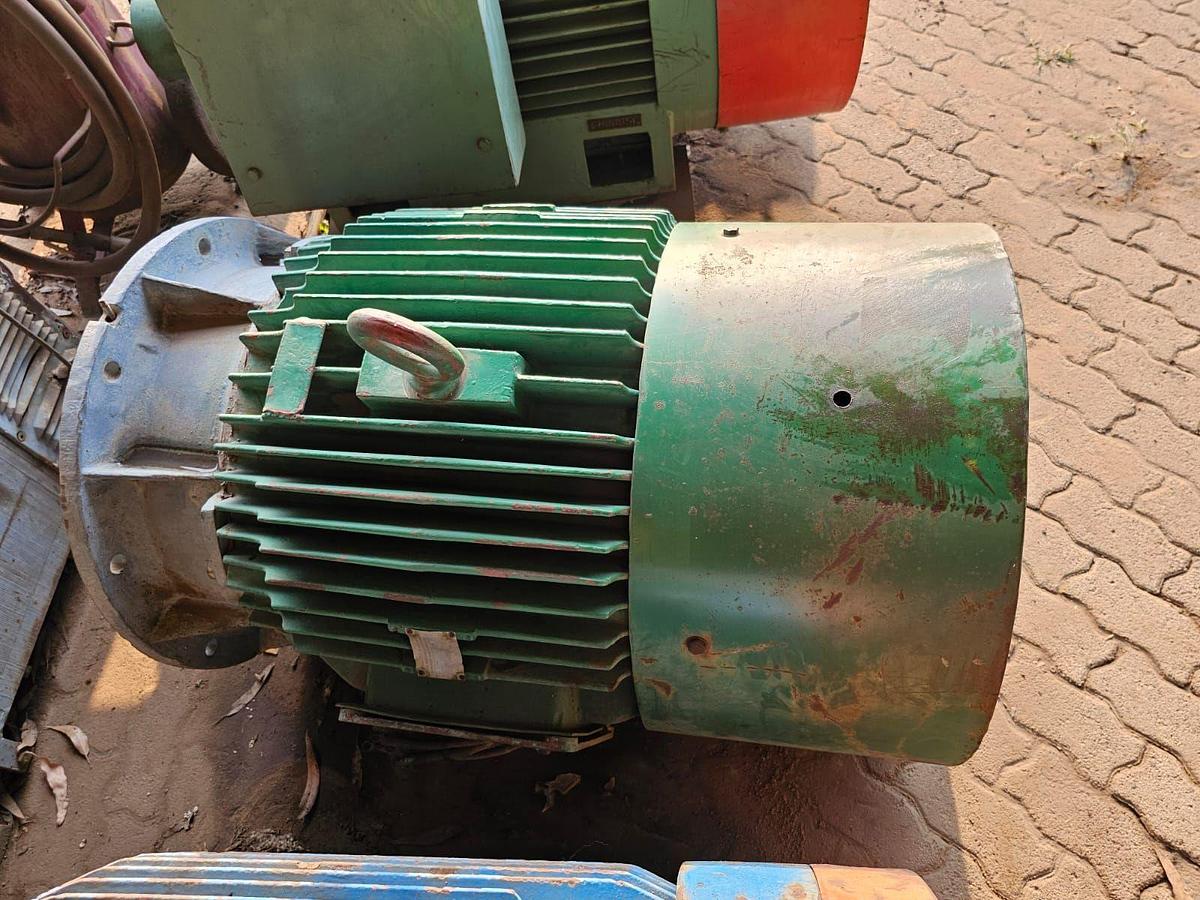 Used 116.8 KW ELECRIC MOTOR